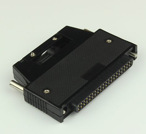 Plc40p plug 